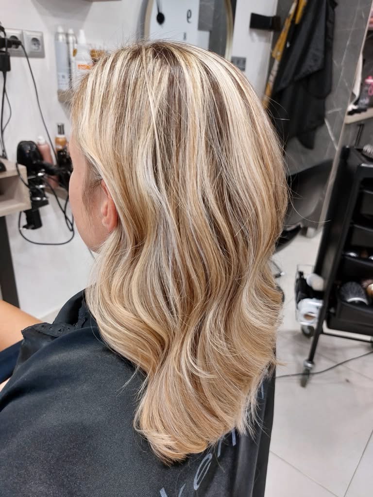 Blond & balayage